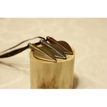 Arrowhead Necklace Leaf Form